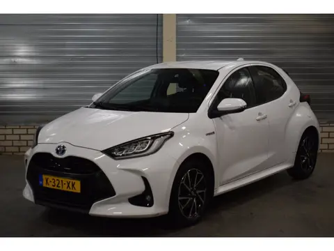 Toyota Yaris 1.5 Hybrid Business Plus + Navigatie|Bluetooth|Camera|Parkeersensoren|Cruise Control|Tr