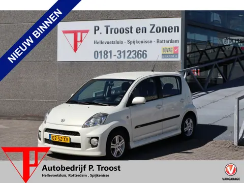 Daihatsu Sirion 2 1.3-16V Sport Airco/Radio-CD speler/14 inch Lichtmetalen velgen/Elektrische ramen/