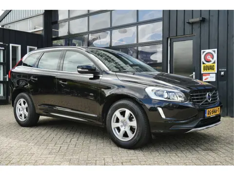 Volvo XC60 2.0 D3 FWD Polar+ | Cruise | Trekhaak | Navi | 17'' | Clima | Stoelverwarming