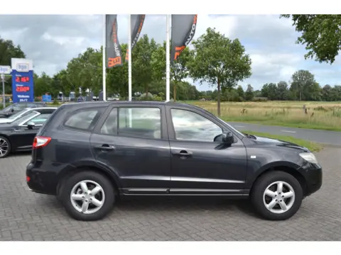 Hyundai Santa Fe 2.7i V6 Active Airco Trekhaak 2000 kg elektrische ramen Cruise control