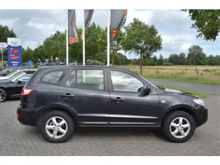 Hyundai Santa Fe 2.7i V6 Active Airco Trekhaak 2000 kg elektrische ramen Cruise control