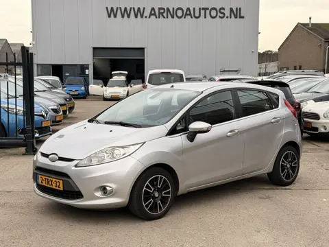 Ford Fiesta 1.25 Limited 5-DEURS, AIRCO, APK TOT 29-06-27, STUURBEKRACHTIGING, ELEK-RAMEN, RADIO-CD-