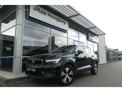 Volvo XC40 1.5 T4 Plug-in hybrid Essential Bright FACELIFT!, WINTER PACK, CRUISE, CLIMA, NAVI, CAMER