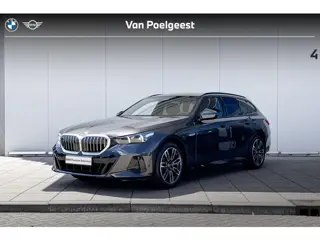 BMW 5-serie Touring 520i M-Sport / Comfort Stoelen / Glazen dak / Comfort Acces / Getinte Ramen / Tr