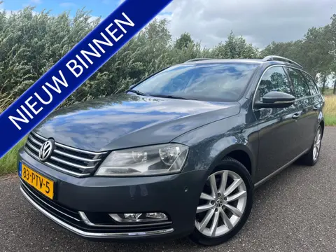 Volkswagen Passat Variant 1.4 TSI Highline | Clima | Cruise | Navi | Stoelverw. | Achteruitrijcamera