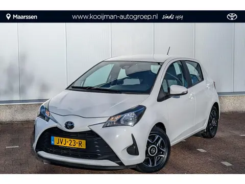 Toyota Yaris 1.5 VVT-i Design Red / Achteruitrijcamera / Bluetooth / Lane assist / 835kg trekgewicht