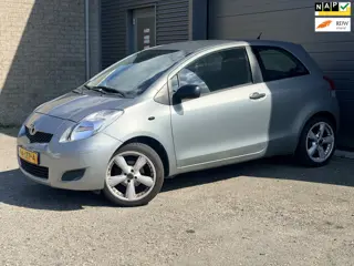 Toyota Yaris 1.0 VVTi