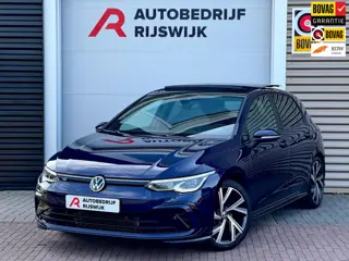 Volkswagen Golf 1.5 eTSI R-Line Pano/IQ.Light/Camera