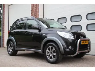 Daihatsu Terios 1.5-16v Exclusive * 4WD / 50.004Km Nap! *