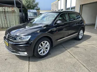 Volkswagen Tiguan 2.0 TDI Highline Automaat (bj 2017)