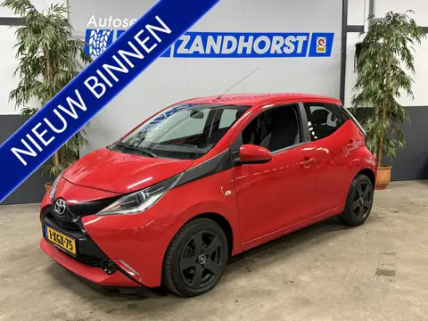 Toyota Aygo 1.0 VVT-i x-play (bj 2014)