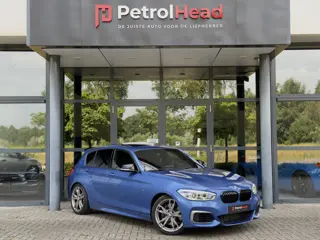 BMW 1-serie M135i, Schuifdak, M-Performance uitlaat, Alcantara
