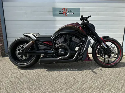 Harley-Davidson VRSCDX NIGHT ROD SPECIAL CUSTOM (bj 2012)