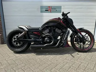 Harley-Davidson VRSCDX NIGHT ROD SPECIAL CUSTOM (bj 2012)