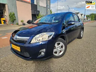 Toyota Auris 1.8 Full Hybrid Aspiration GARANTIE