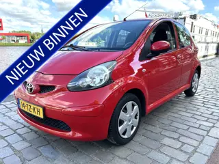 Toyota Aygo 1.0-12V + 5-drs. Elec. pakket APK 4/'27