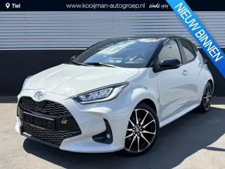 Toyota Yaris 1.5 Hybrid GR Sport Bi-tone