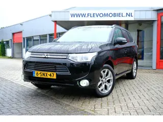 Mitsubishi Outlander 2.0 PHEV instyle+ Aut. Pano|Leder|Navi|Cam|LMV