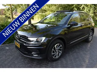 Volkswagen Tiguan 1.4 TSI Comfortline PANO, TREKH, NIEUWST!