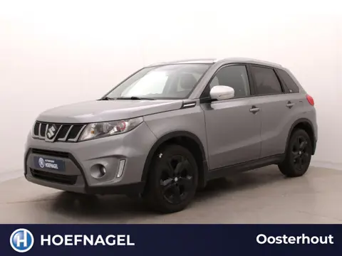 Suzuki Vitara 1.4 S | Trekhaak | Adaptive Cruise | Stoelverwarming | Camera | CarPlay | Parkeersenso