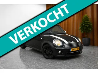 Mini 3-Deurs 1.6 Cooper Chili BOMVOL! (PANODAK, SFEERVERLICHTING, STOELV, CRUISE, PARKEERSENSOREN, L