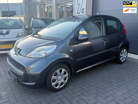 Peugeot 107 1.0 1e EIG AIRCO | ELEKTR PAKKET | APK 01-27 | NAP |
