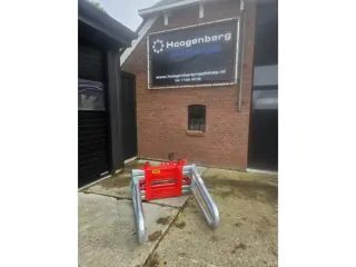 Balenklem Kemp BKS2200 met Weidemann aanbouwdelen