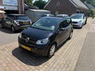 Volkswagen Up! 1.0 BMT move up!