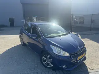 Peugeot 208 1.2 Allure Clima Sensor Navi Cruise (bj 2012)