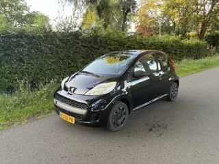 Peugeot 107 1.0-12V XR (bj 2009)