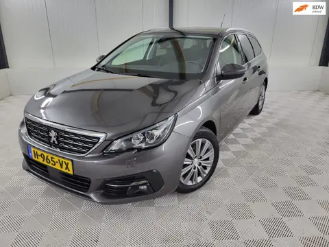 Peugeot 308 SW 1.2 PureTech Blue Lease Premium, Panodak, Camera, Navigatie, Carplay