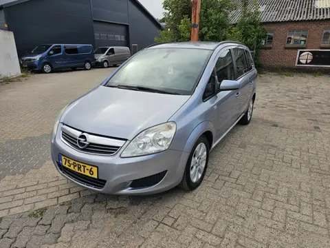 Opel Zafira 1.8 Temptation (bj 2008)