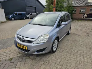 Opel Zafira 1.8 Temptation (bj 2008)