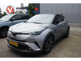 Toyota C-HR 1.8 Hybrid Bi-Tone Plus | Trekhaak | Stoel-/stuurverwarming | Parkeersensoren |
