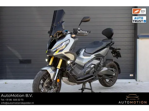 Honda NC 750 X-ADV Akrapovic | Mistlampen | Smoked Windscherm | Navi
