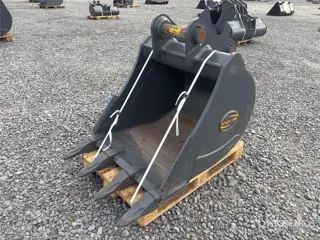 Strickland BT13 880 mm Digging Excavator Bucket - Fits Kobelc