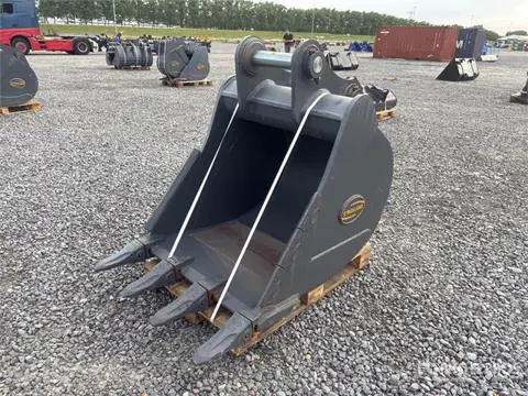 Strickland BT21 930 mm Digging Excavator Bucket - Fits Hitach