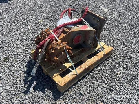 ER 250 Q/C Hydraulic Drum Cutter Attachment (bj 2016)
