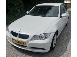 BMW 3-serie 318i