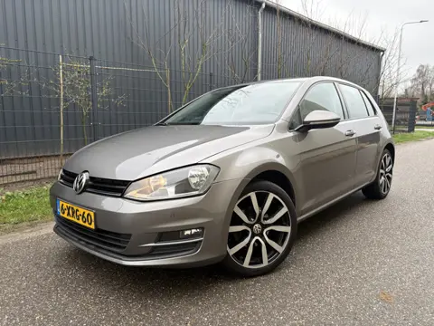 Volkswagen Golf 1.2 TSI Trend Edition / 5-DEURS / NAVI / CRUISE / ECC