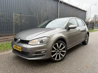Volkswagen Golf 1.2 TSI Trend Edition / 5-DEURS / NAVI / CRUISE / ECC