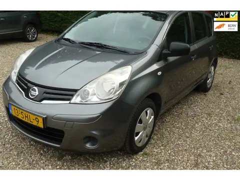 Nissan Note 1.4 Visia apk 26-2-2027 lichte hagelschade hier en daar