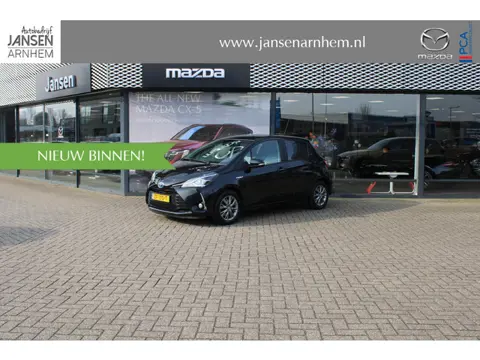 Toyota Yaris 1.5 Hybrid Dynamic , Automaat, All Season, Camera, Navi, Clima, Cruise, LMV 15 Inch, Bl