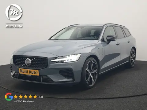 Volvo V60 T6 AWD Plus Dark LONG RANGE PHEV 350pk Dealer O.H. | Adaptive Cruise | Camera | Harman / K