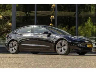 Tesla Model 3 Standard RWD Plus 60 kWh SOH 93.8% (bj 2023)