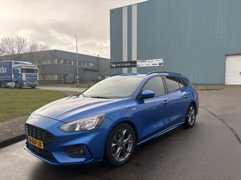 Ford FOCUS Wagon 1.0i EcoBoost Titanium ST-Line Automaat 126 PK. EXPORT !!! Motor loopt onregelmatig