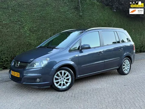 Opel Zafira 1.8 Temptation /CRUISE/AIRCO IJSKOUD/7PERSOONS/GOED ONDERHOUDEN!/