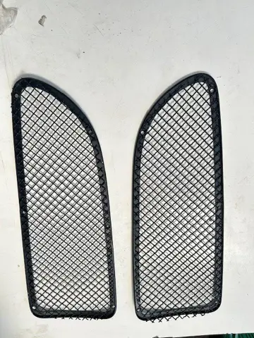 Front grills for Maserati Indy