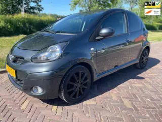 Toyota Aygo 1.0-12V Dynamic Navigator-Airco