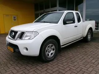 Nissan Navara 2.5 DCI EURO-5 AIRCO190PK 4WD KING-CAB, TR.H.